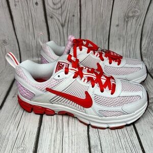 SOLD BRAND NEW Nike Vomero 5 GS Size 5.5Y-7.5W Valentine's Day 2025 HV5171-121